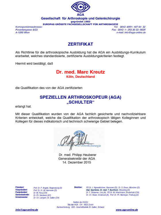 „Zertifikat Spezieller Arthroskopeur Schulter“ der Gesellschaft für Arthroskopie und Gelenkchirurgie (AGA).